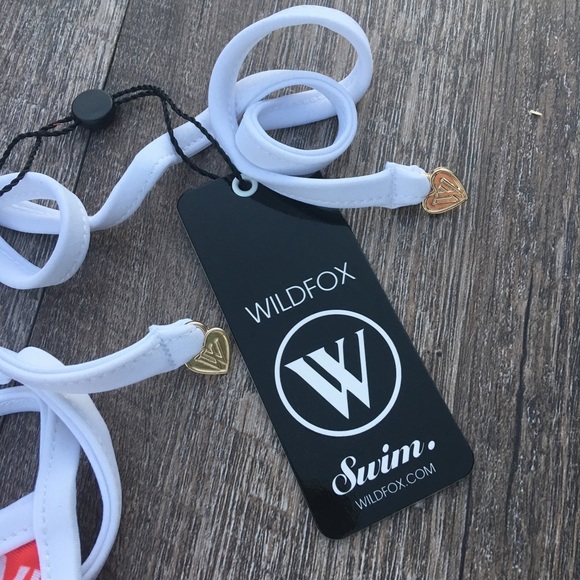 WILDFOX REVERSIBLE TOP - Picture 5 of 7